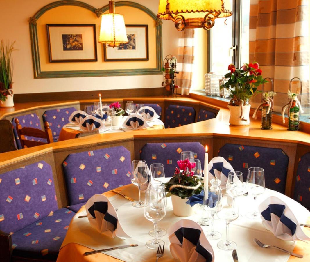 Hotel Boehmerwaldhof ウルリッヒスベルク エクステリア 写真