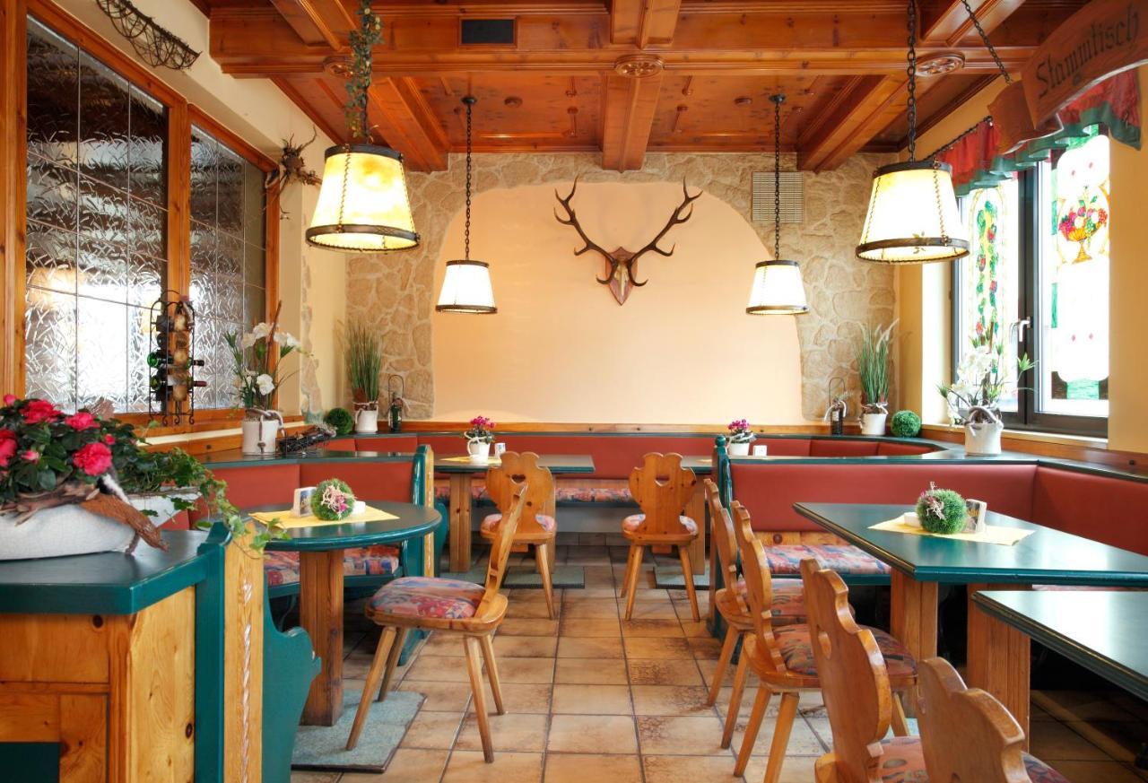 Hotel Boehmerwaldhof ウルリッヒスベルク エクステリア 写真